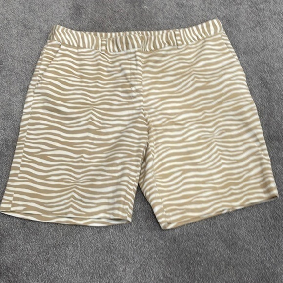 Womens Michael Kors shorts - Picture 1 of 4
